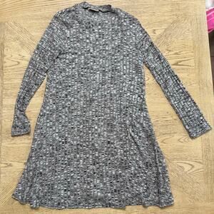Bobbie Brooks Ladies Gray Long Sleeve Sweater Dress Medium